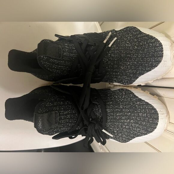 Adidas UltraBoost x Game of Thrones (Night\'s Watch) Men’s Size 8.5 main image 13